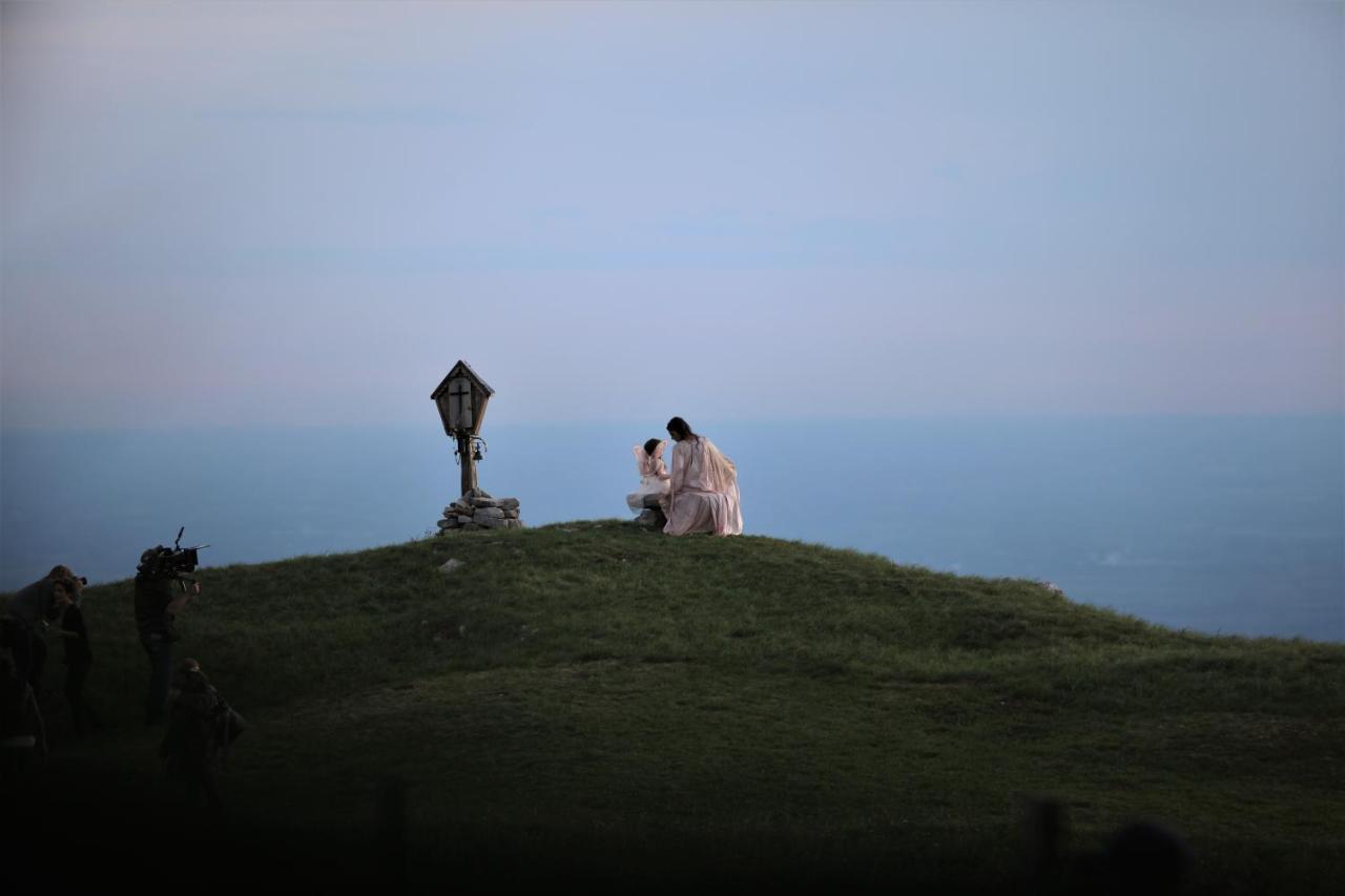 Baita Tana Da L'Ors Villa Forgaria nel Friuli Kültér fotó